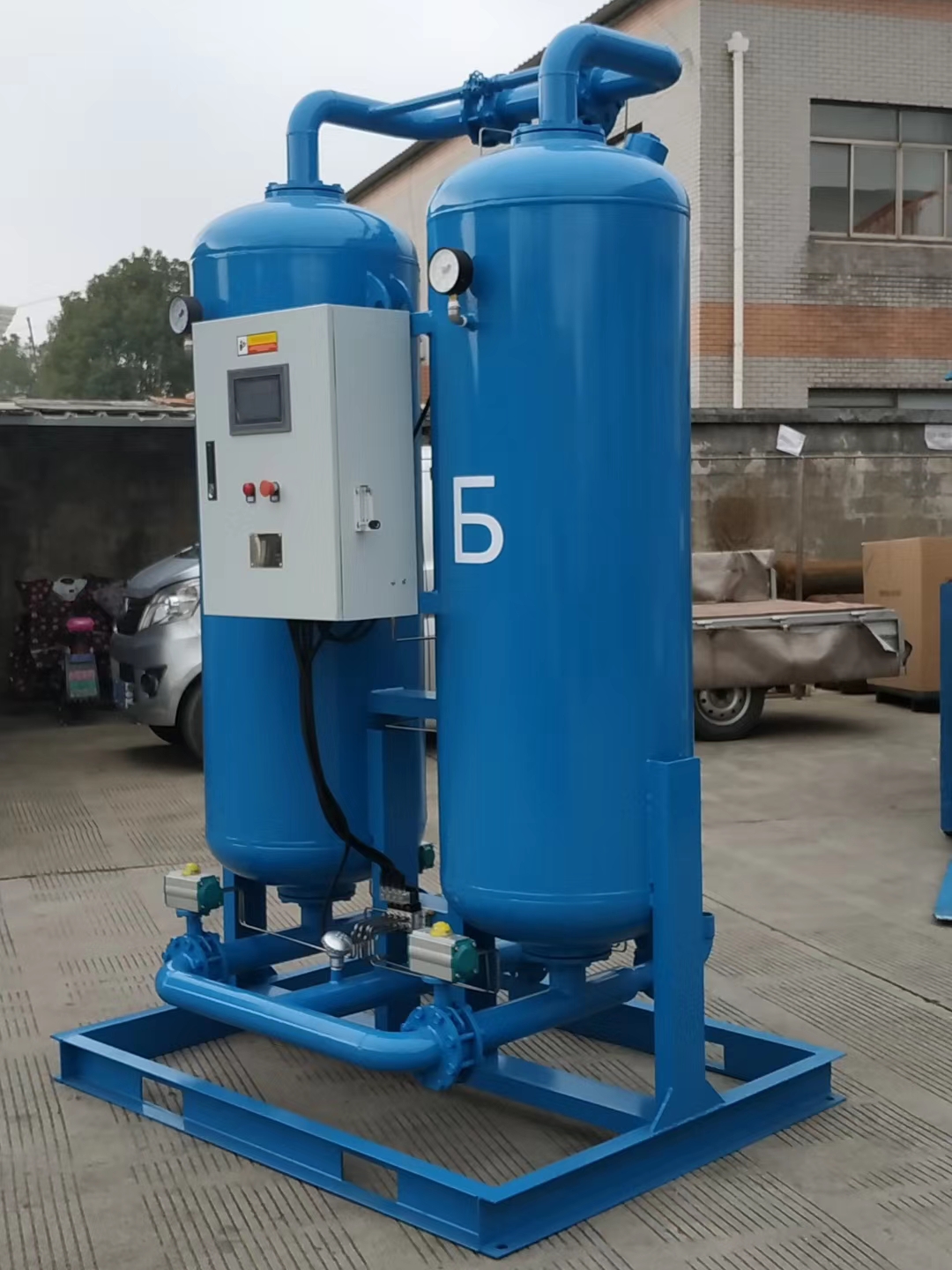 吸附式干燥機氧化鋁多久更換一次？